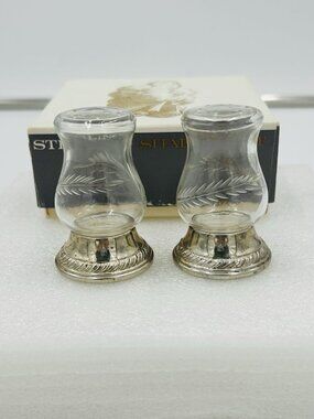 Quaker Silver Co 703 Sterling Silver Glass Salt And Pepper 2 Shakers Vintage Set